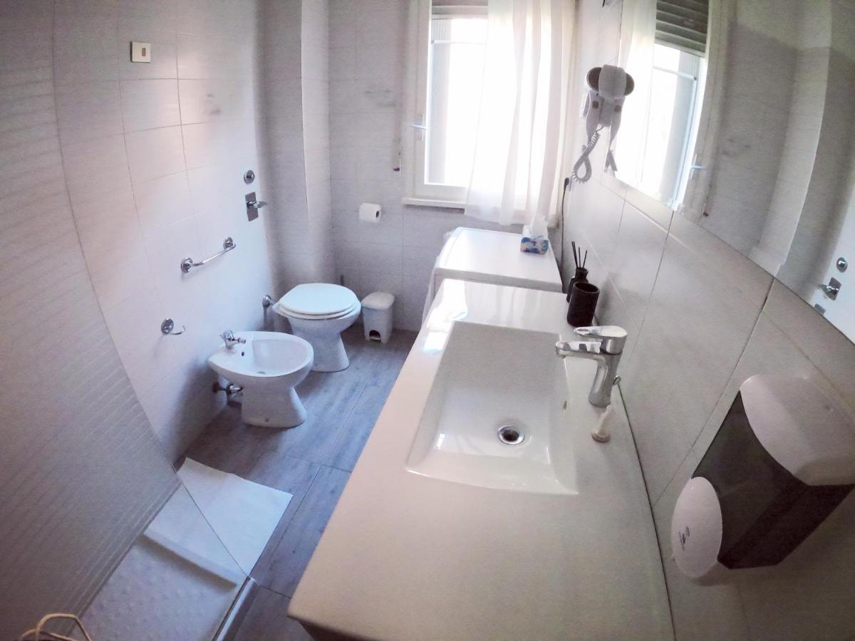 Casa Bagai Apartment Милано Екстериор снимка